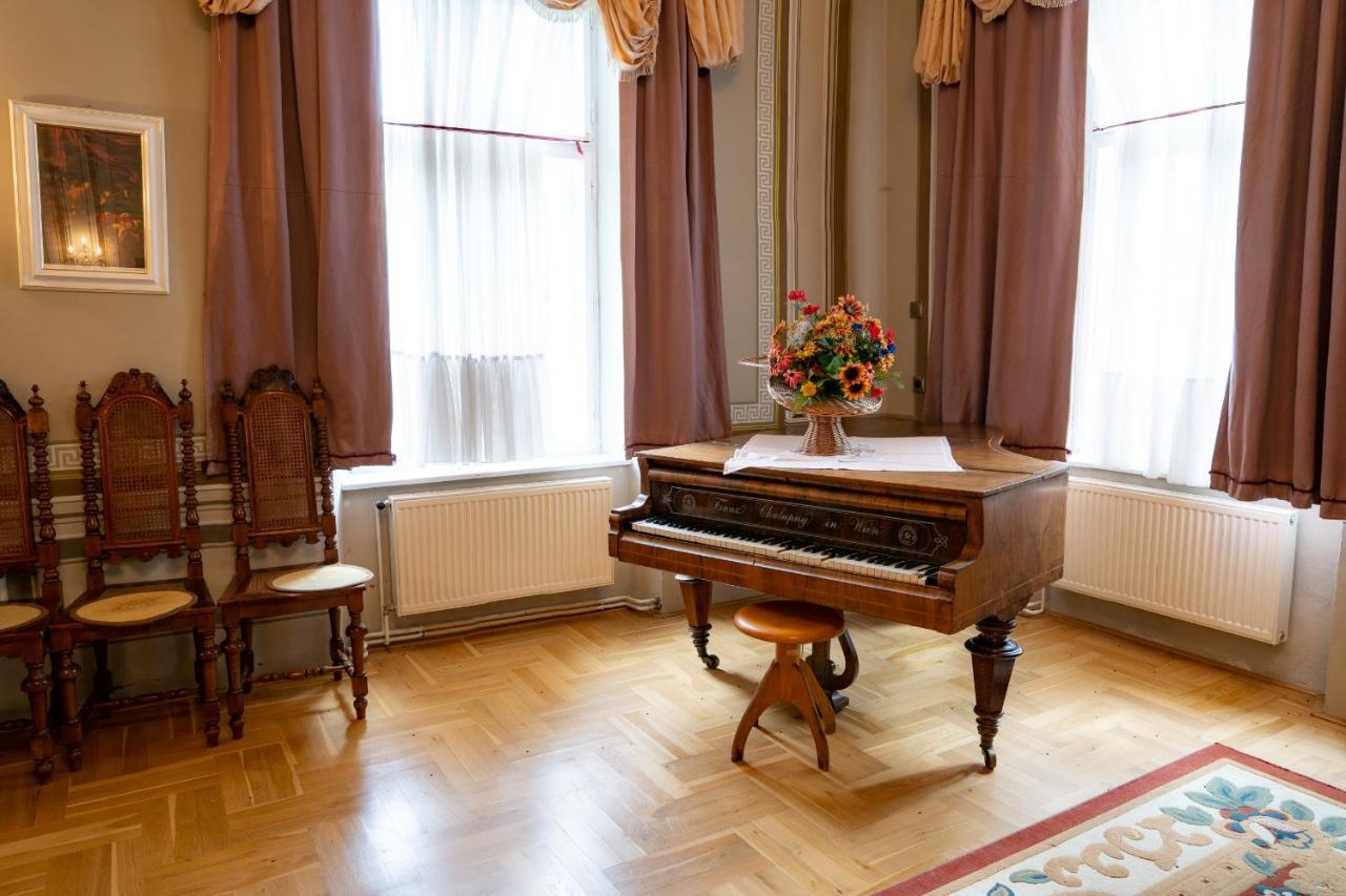 Pension Zamek Rudník Buitenkant foto